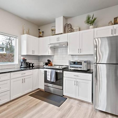 스포캔 Full Ada Unit - 2 Bed 2 Bath Unit Near Downtown 아파트 외부 사진